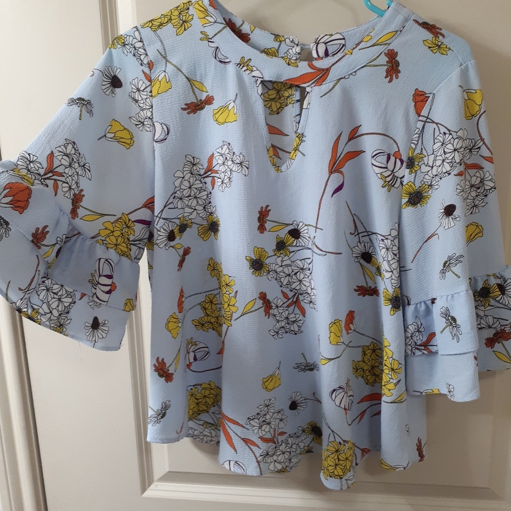 Pretty blouse